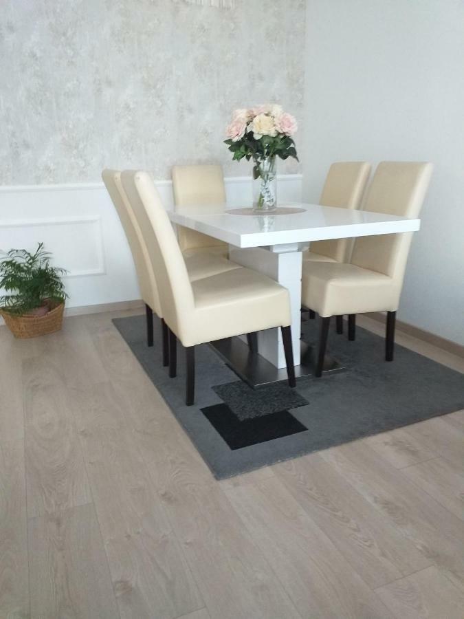 Apartman Jurilj Makarska Exteriör bild